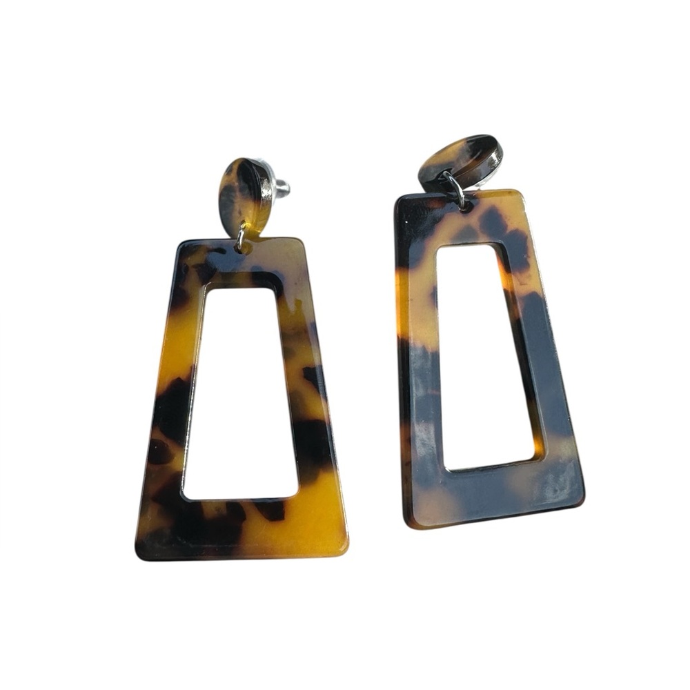 Tortoise Shell  Hollow Center Geometric Design Acrylic Drop Earrings